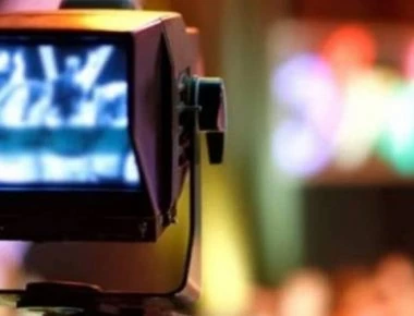 Έλληνας ηθοποιός: «Μου πέταξε ένας μετανάστης τη σαλάτα και μου λέει «χούμους» - Του την έφερα στο κεφάλι»!(Βίντεο)